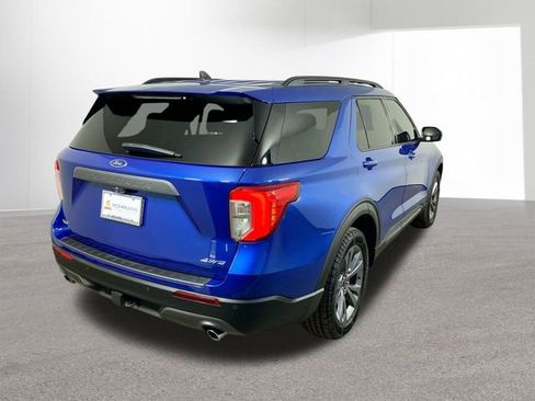 Used 2022 Ford Explorer XLT w/ Equipment Group 202A image 36