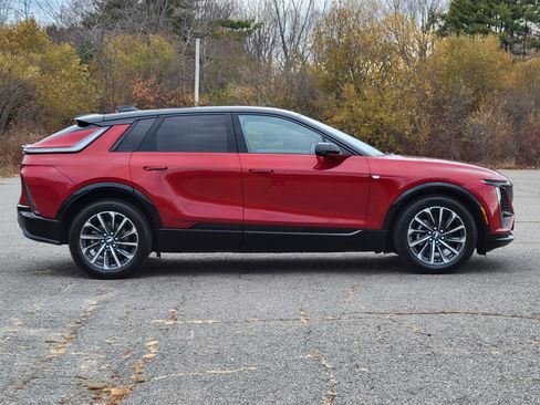 New 2026 Cadillac Lyriq Sport image 4