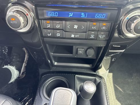 Used 2022 Toyota 4Runner TRD Pro AWD/4WD image 18