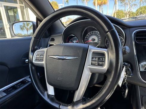 Used 2011 Chrysler 200 Touring image 52