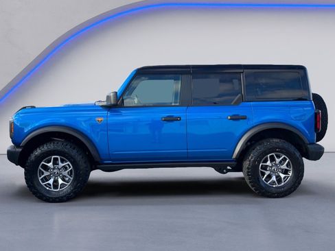 Used 2025 Ford Bronco Badlands AWD/4WD image 13