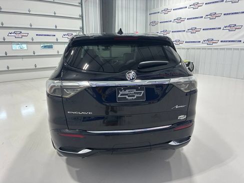 Used 2023 Buick Enclave Avenir w/ Avenir Technology Package FWD image 6