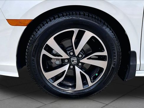 Used 2018 Honda Odyssey Elite image 11