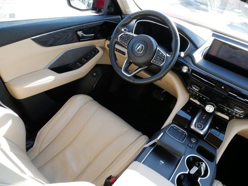 Used 2023 Acura MDX SH-AWD w/ Advance Package image 9