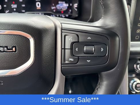 Used 2023 GMC Yukon XL Denali image 23