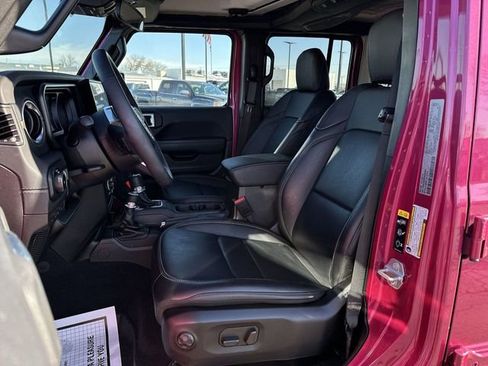 Used 2024 Jeep Wrangler Sahara w/ Safety Group image 19
