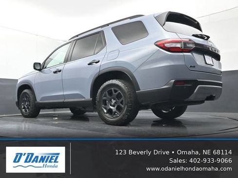 Used 2024 Honda Pilot TrailSport image 22