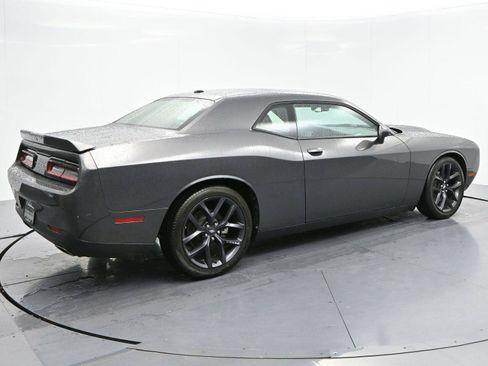 Used 2022 Dodge Challenger GT RWD image 7