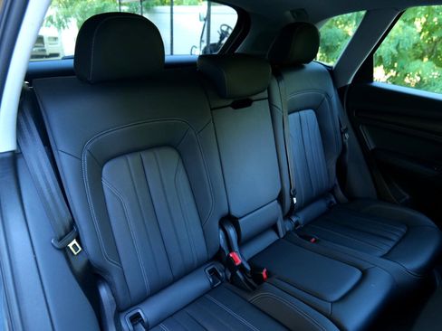 Used 2021 Audi Q5 Premium Plus w/ Premium Plus Package image 41