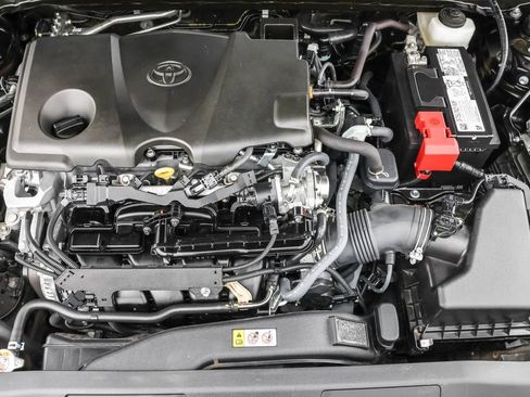 Used 2024 Toyota Camry XLE w/ Cold Weather Package image 40