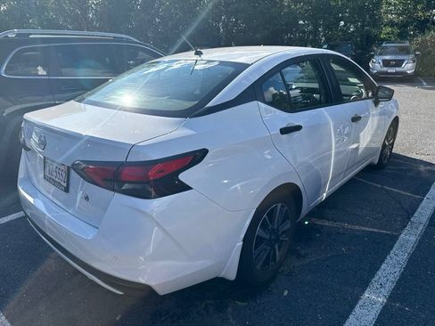 Used 2024 Nissan Versa S w/ S Plus Package FWD image 4