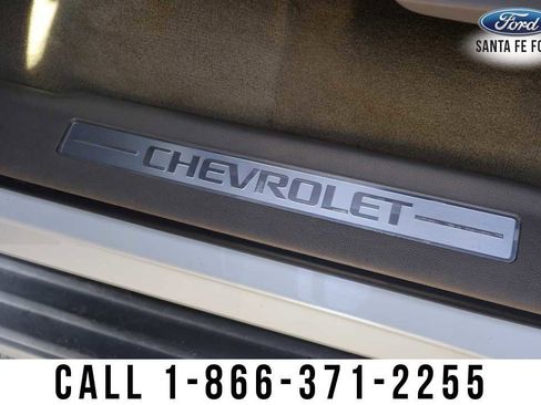 Used 2015 Chevrolet Suburban LT w/ Luxury Package RWD image 26