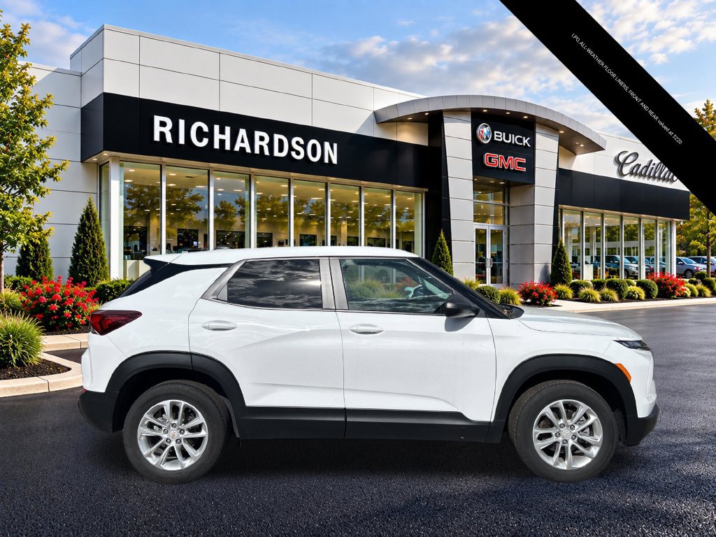 Used 2024 Chevrolet TrailBlazer LS w/ LS Convenience Package AWD/4WD image 6
