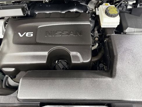 Used 2019 Nissan Pathfinder SL image 45