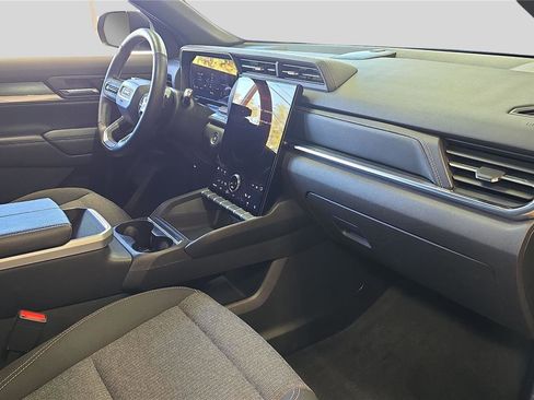 Used 2025 GMC Terrain Elevation image 12