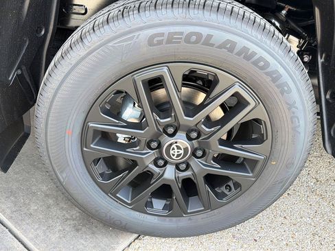 New 2026 Toyota Tundra SR5 RWD image 7