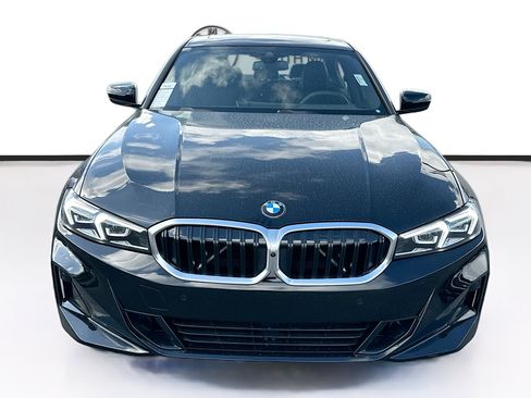 New 2026 BMW 330i Sedan w/ Convenience Package RWD image 2