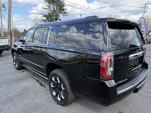 Used 2019 GMC Yukon XL Denali w/ Denali Ultimate Package image 4