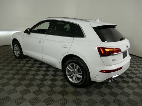 Used 2023 Audi Q5 2.0T Premium w/ Convenience Package image 30