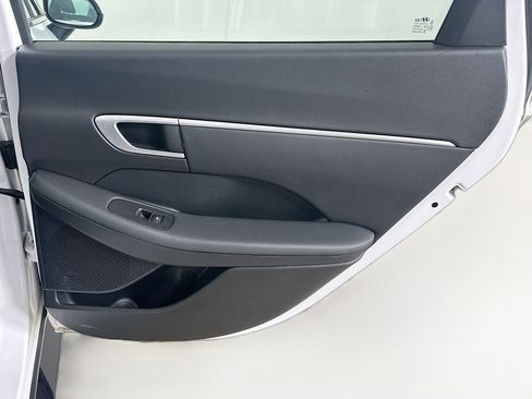 Used 2025 Hyundai Sonata SEL FWD image 28