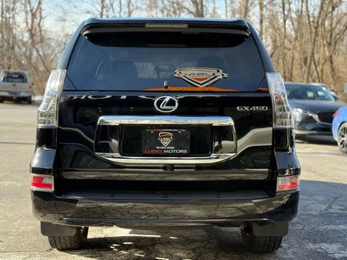 Used 2018 Lexus GX 460 image 4