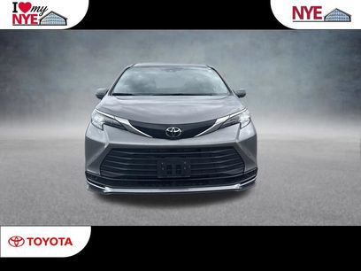 Used 2026 Toyota Sienna LE
