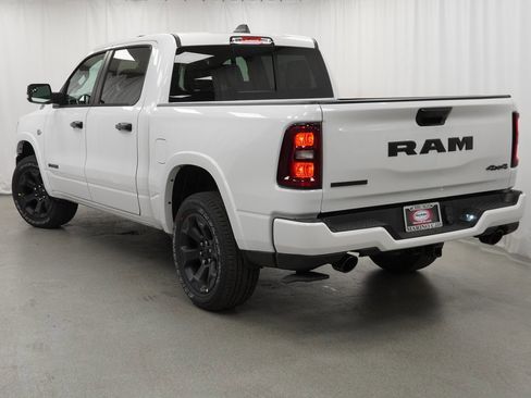 New 2026 RAM 1500 4x4 Crew Cab image 13