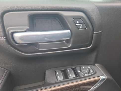 Used 2020 Chevrolet Silverado 1500 RST image 20