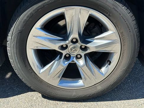 Used 2014 Toyota Highlander Limited Platinum AWD/4WD image 14