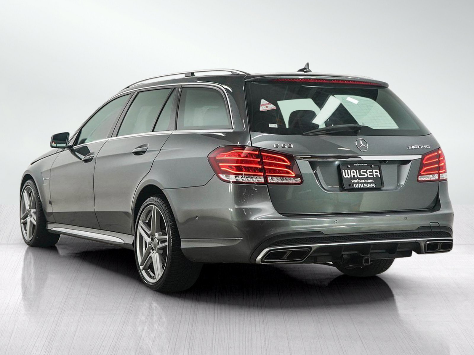 Used 2016 Mercedes-Benz E 63 AMG S-Model image 3