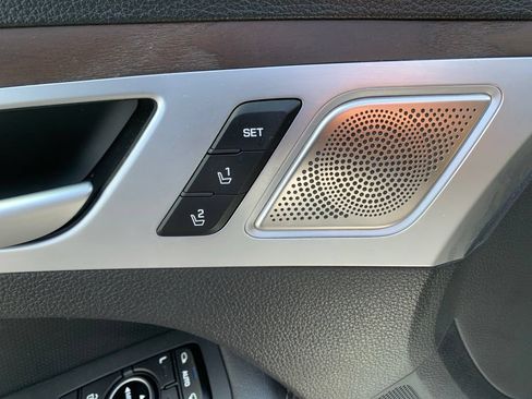 Used 2018 Genesis G80 3.8 w/ Option Group 03 AWD/4WD image 33