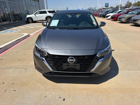 Used 2025 Nissan Sentra S FWD image 8