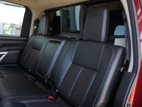 Used 2017 Nissan Titan SL RWD image 25