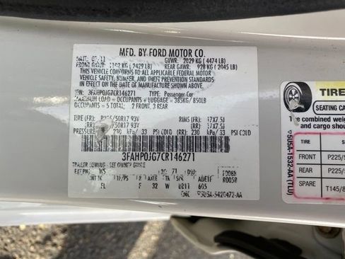 Used 2012 Ford Fusion SEL image 25