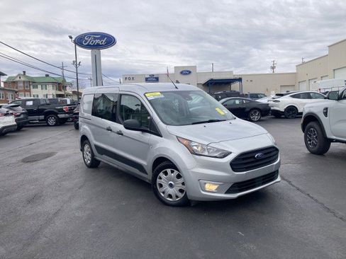 Used 2022 Ford Transit Connect XLT image 1