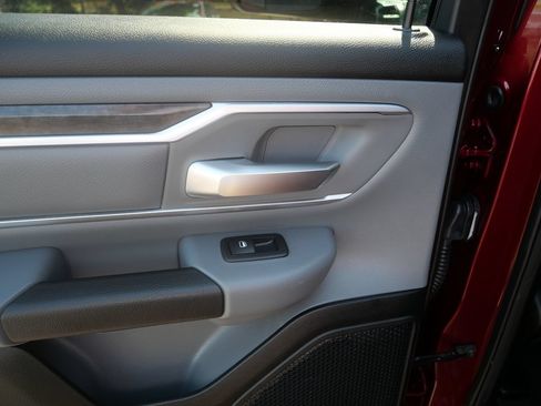Used 2019 RAM 1500 Big Horn AWD/4WD image 27