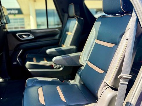 Used 2023 GMC Yukon AT4 image 17