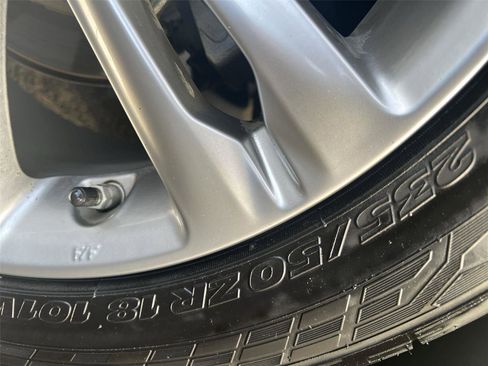 Used 2014 Hyundai Genesis 3.8 image 23