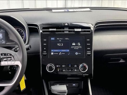 Certified 2024 Hyundai Tucson SE FWD image 6