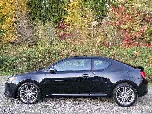 Used 2012 Scion tC FWD image 4