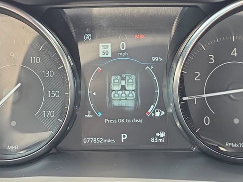 Used 2019 Jaguar E-PACE R-Dynamic SE AWD/4WD image 24