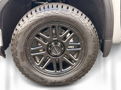 Used 2025 GMC Sierra 1500 Denali Ultimate AWD/4WD image 9