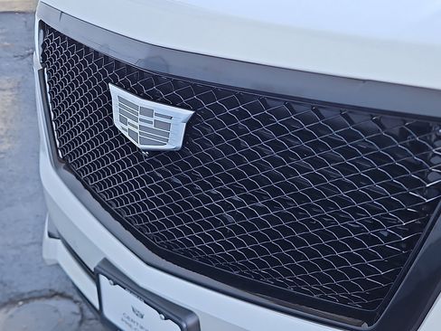 Certified 2023 Cadillac Escalade Sport w/ LPO, ONYX Package image 12