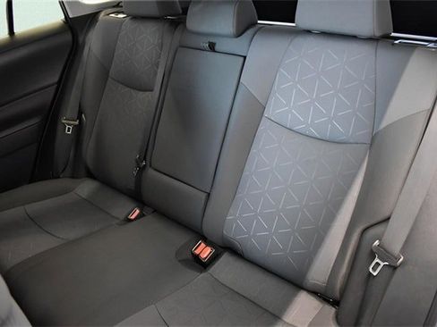 Used 2025 Toyota RAV4 XLE image 7