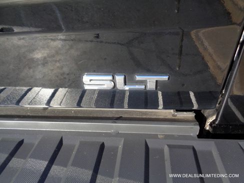 Used 2018 GMC Sierra 1500 SLT image 6