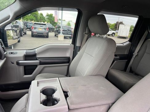 Used 2017 Ford F150 XLT AWD/4WD image 8
