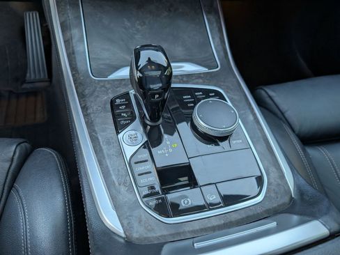 Used 2019 BMW X5 xDrive40i w/ Convenience Package image 19