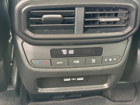 Used 2023 Honda Pilot EX-L image 29