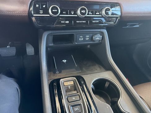 Used 2023 Honda Pilot Elite image 26