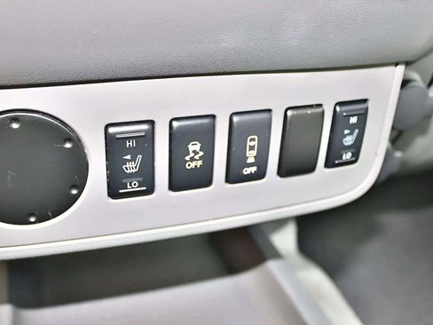 Used 2016 Nissan Frontier SV w/ SV Value Truck Package image 16